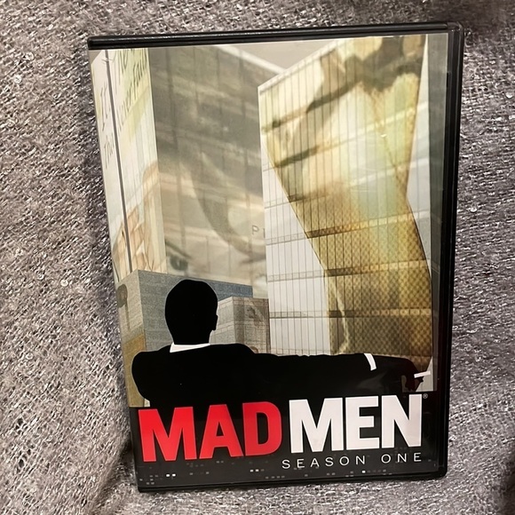 Mad Men seasons 1-3 dvds, Excellent Condition! - Picture 2 of 5